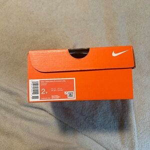 Kid's Nike Omni Multi-Court- B&W Size 2Y